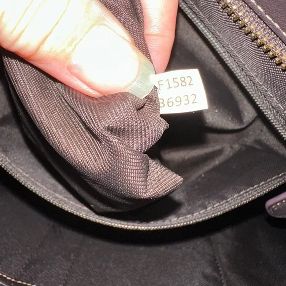 COACH TURNLOCK TOTE IN SIGNATURE JACQUARD BROWN - Picture 11 of 17